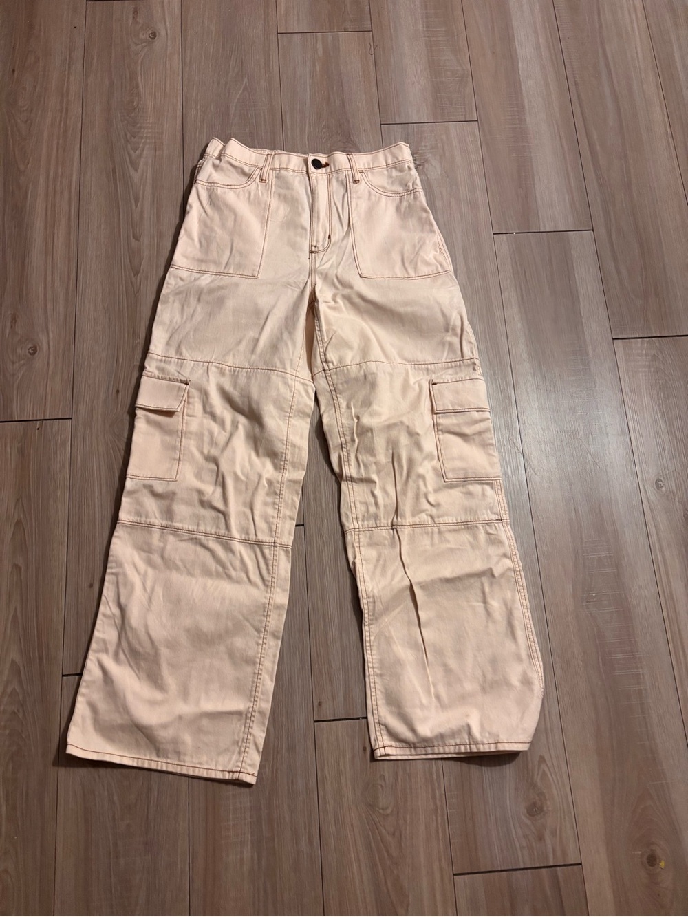 SO High Rise Cargo Wide Leg Pants in Cream